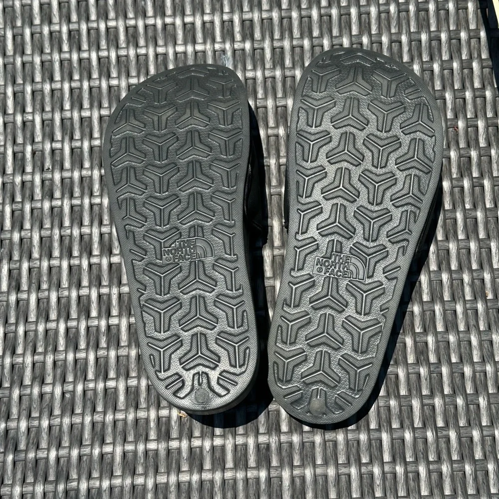 🌹THE NORTH FACE Grey/black  Men's Base Camp‎ Slides shoes NWOT